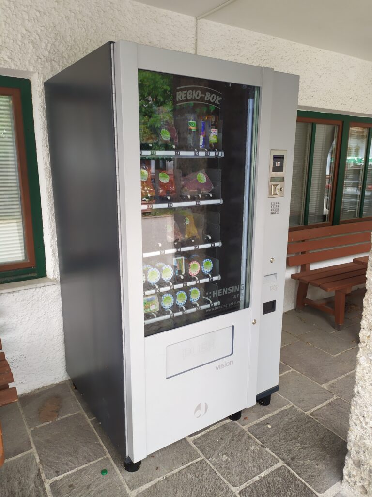 Read more about the article Unusual Vending Machines: Regio Box